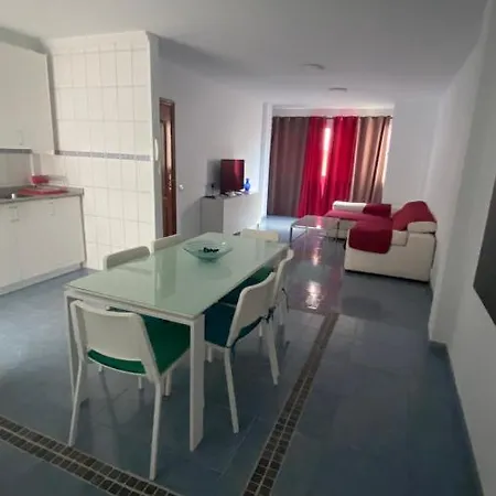 Islas Malvinas 39 شقة *