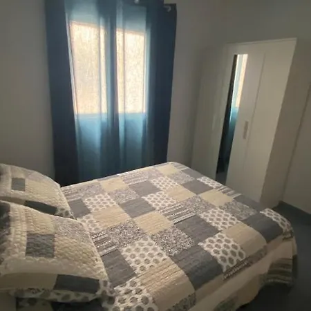 Islas Malvinas 39 شقة *